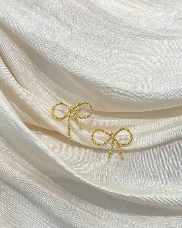 金絲蝴蝶結耳環